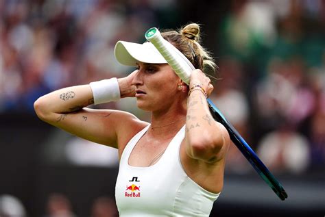 Defending champ Marketa Vondrousova loses in first round at .